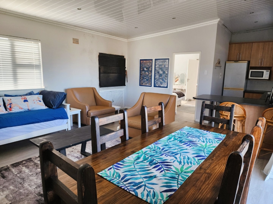 6 Bedroom Property for Sale in Kleinbaai Western Cape